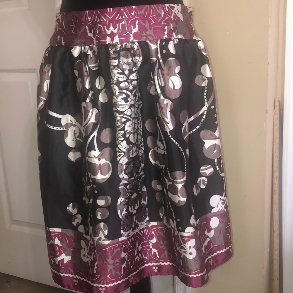 Gently used Apostrophe skirt size 10